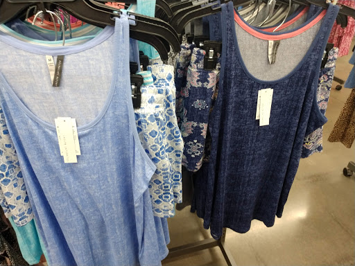 Department Store «Stein Mart», reviews and photos, 7705 Market Pl Dr, Aurora, OH 44202, USA