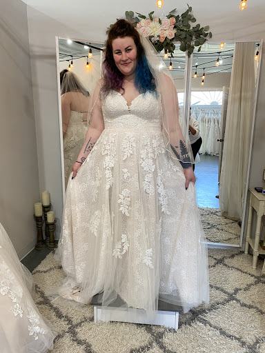 Bridal Shop «Something Blue Bridal Boutique», reviews and photos, 107 W Stewart Ave, Puyallup, WA 98371, USA