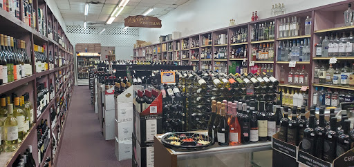 Liquor Store «Chilmark Wines & Liquors Inc», reviews and photos, 1876 Pleasantville Rd, Briarcliff Manor, NY 10510, USA