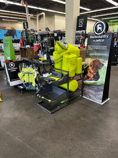 Pet Supply Store «Petco Animal Supplies», reviews and photos, 264 Dillon Ridge Way, Dillon, CO 80435, USA