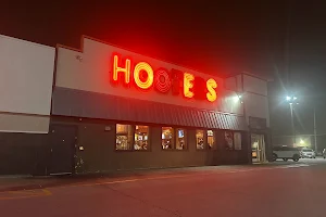 Hooters image