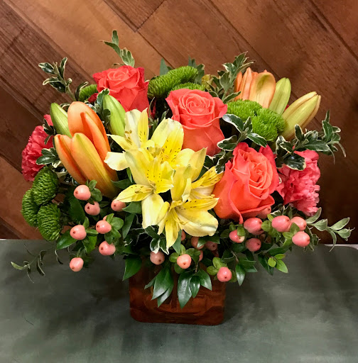 Florist «B&B Flowers and Balloons», reviews and photos, 623 S Pacific Ave, San Pedro, CA 90731, USA