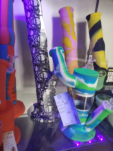 Tobacco Shop «DNA Smoke Shop», reviews and photos, 6402 Ridge Rd, Port Richey, FL 34668, USA