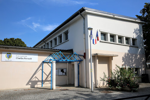 École maternelle École maternelle Charles Perrault Athis-Mons