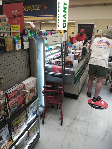 Grocery Store «Giant Food Stores», reviews and photos, 300 E Baltimore Ave, Lansdowne, PA 19050, USA