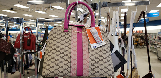 Clothing Store «Ross Dress for Less», reviews and photos, 7455 Greenbelt Rd, Greenbelt, MD 20770, USA