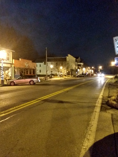 Grocery Store «Portland Market», reviews and photos, 409 N Delaware Dr, Portland, PA 18351, USA