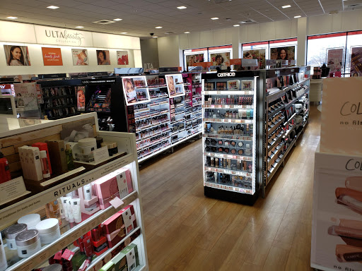Hair Salon «Ulta Beauty», reviews and photos, 6621 N Illinois St, Fairview Heights, IL 62208, USA