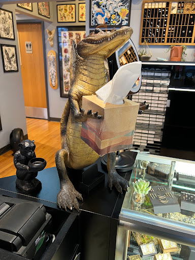 Explore enso tattoo ideas, creative tattoo ideas in Minneapolis, available at Steady Tattoo & Body Piercing