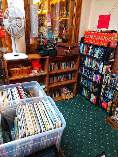 Antique Store «The Estate Sale Antiques», reviews and photos, 4590 Harrison Blvd, Ogden, UT 84403, USA