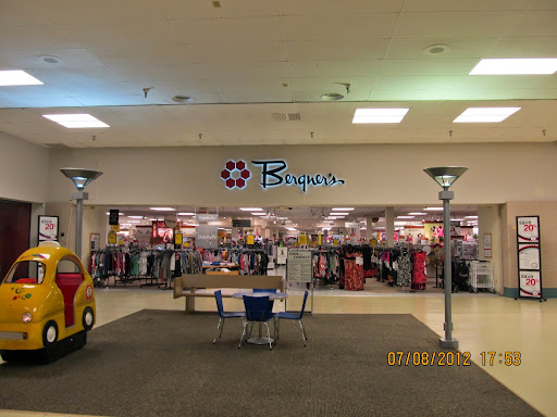 Shopping Mall «Northland Mall», reviews and photos, 2900 E Lincolnway, Sterling, IL 61081, USA