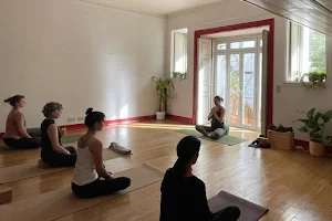 Celine Chambat @yoga-ways.com image