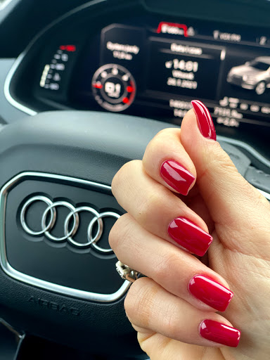 Manicure i Pedicure Mokotów - Warszawa | Paznokcie Salon MyDay Studio