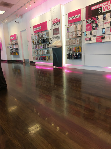 T-Mobile image