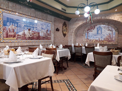 Restaurante Cruz Blanca Las Murallas - Av. de Menéndez Pelayo, 47, 28009 Madrid, Spain