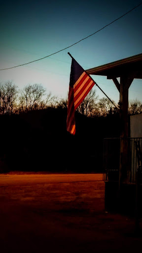 Restaurant «Old Delina Country Store», reviews and photos, 4397 John Barnes Rd, Cornersville, TN 37047, USA