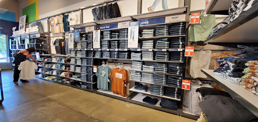 Clothing Store «Old Navy», reviews and photos, 3131 E Main St, Mohegan Lake, NY 10547, USA