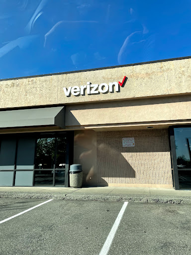 Cell Phone Store «Verizon», reviews and photos, 1405 SE Everett Mall Way a, Everett, WA 98208, USA