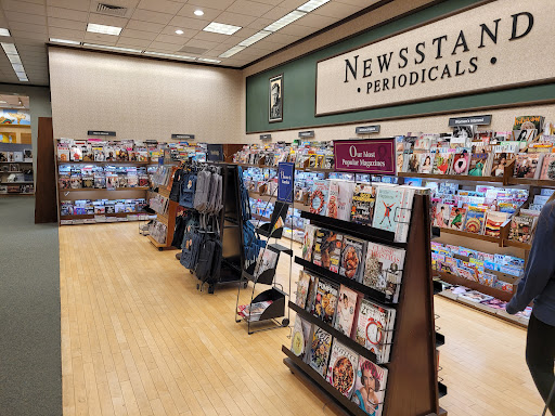 Book Store «Barnes & Noble Oxford Valley», reviews and photos, 210 Commerce Blvd, Fairless Hills, PA 19030, USA