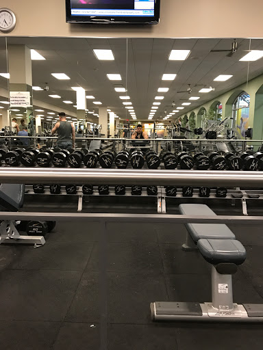 Gym «LA Fitness», reviews and photos, 3001 Hennepin Ave S Suite 2210, Minneapolis, MN 55408, USA