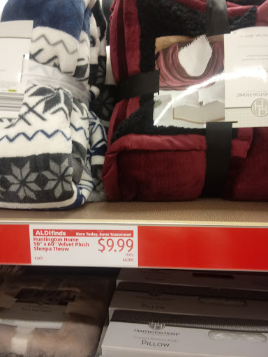 Supermarket «ALDI», reviews and photos, 3043 Gender Rd, Reynoldsburg, OH 43068, USA