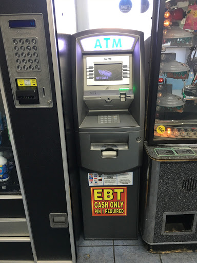 Laundromat «Fluff and Fold Lavanderia», reviews and photos, 5042 Warner Ave, Huntington Beach, CA 92649, USA