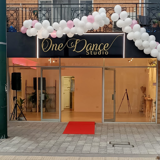 One Dance Studio