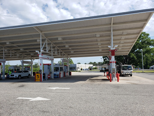 Sandwich Shop «Wawa», reviews and photos, 624 W Main St, Millville, NJ 08332, USA