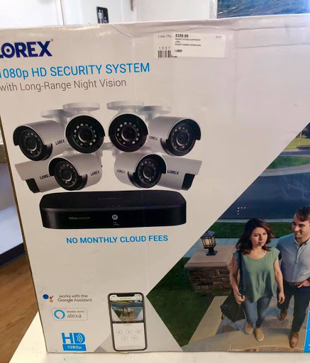 Pawn Shop «Tavares Family Jewelry & Pawn», reviews and photos, 708 W Burleigh Blvd, Tavares, FL 32778, USA