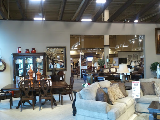 Furniture Store «Ashley HomeStore», reviews and photos, 925 Paterson Plank Rd, Secaucus, NJ 07094, USA