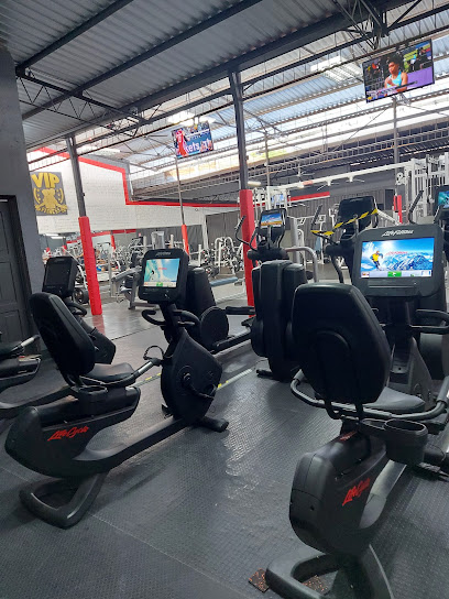 VIP FITNESS 2 - XCXQ+MM5, 10a Calle Poniente, Santa Ana, El Salvador