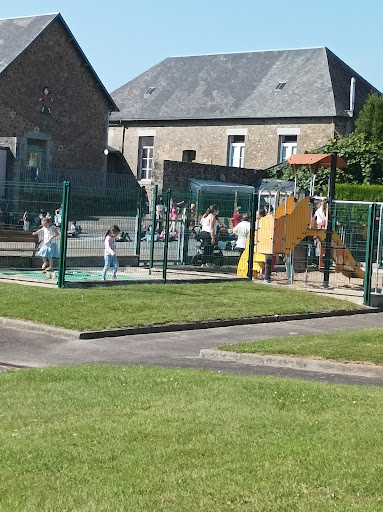 École primaire Saint Joseph à Saint-Hilaire-du-Harcouët, Manche
