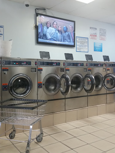 Laundromat «Busy Bees Coin Laundromat & Dry Cleaning», reviews and photos, 12390 Quail Roost Dr, Miami, FL 33177, USA