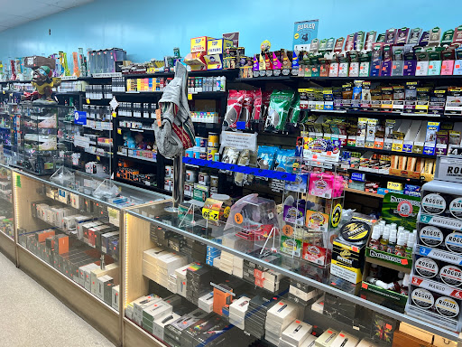 Tobacco Shop «Smokers Heaven KC», reviews and photos, 10145 Wornall Rd, Kansas City, MO 64114, USA