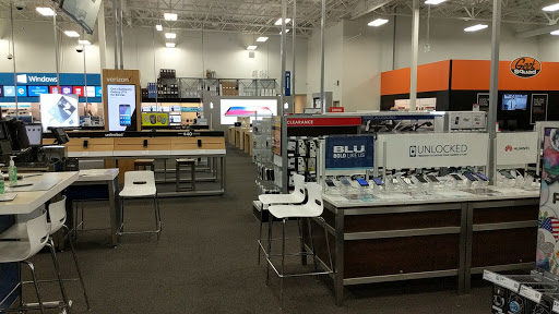 Electronics Store «Best Buy», reviews and photos, 390 N Moorpark Rd, Thousand Oaks, CA 91360, USA