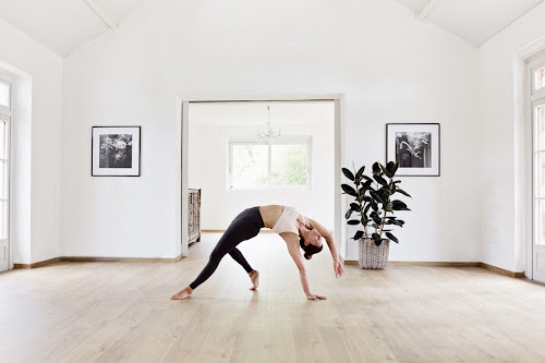 Cours de yoga Urban yoga lr La Rochelle