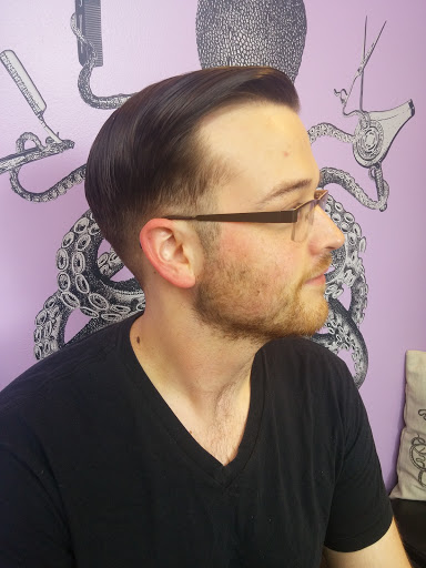 Hair Salon «Emerson Salon», reviews and photos, 909 E Pike St, Seattle, WA 98122, USA