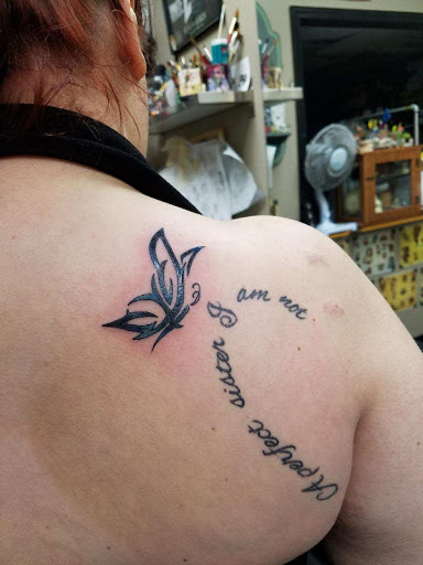 Tattoo Shop «Nine Lives Tattoo», reviews and photos, 61 N Holladay Dr, Seaside, OR 97138, USA