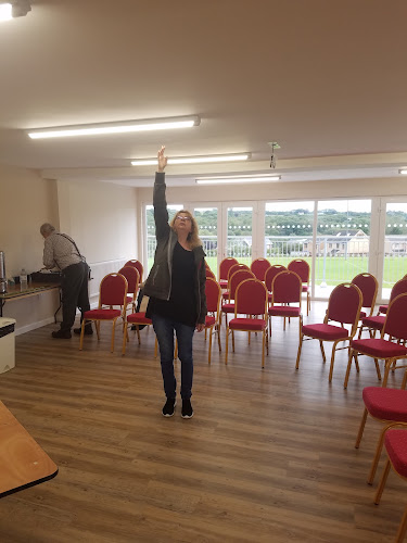 Comments and reviews of Bryncethin Community Centre
