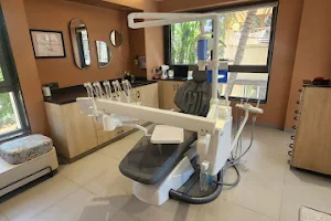 32 Reasons to Smile Skin, Hair and Dental Clinic image
