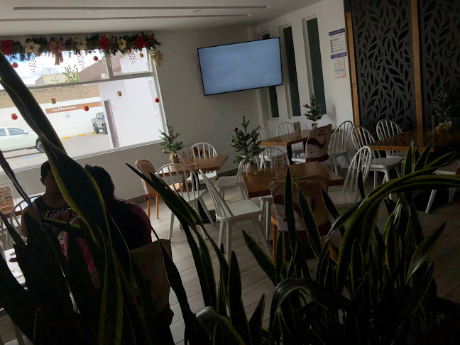Teléfono de Cafetería La Macarena