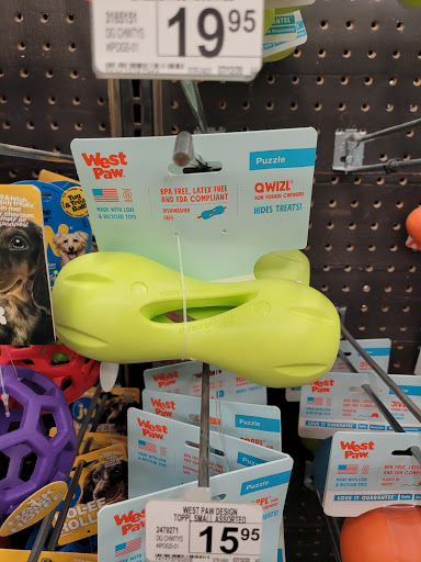 Pet Supply Store «Petco Animal Supplies», reviews and photos, 1350 S Ironton St #120, Aurora, CO 80012, USA