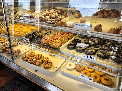 Donut Shop «Old Town Donut Shop», reviews and photos, 3941 Mid Rivers Mall Dr, St Peters, MO 63376, USA