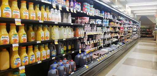 Grocery Store «E W James & Sons Supermarkets», reviews and photos, 1301 W Wood St, Paris, TN 38242, USA