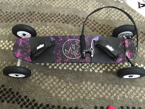 Ski Shop «Cabin Craft Snowboard & Ski Shop», reviews and photos, 2 Main St, Spring Mt, PA 19478, USA