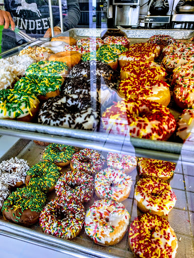 Donut Shop «DONUT DEN», reviews and photos, 4257 Pacific Coast Hwy, Torrance, CA 90505, USA