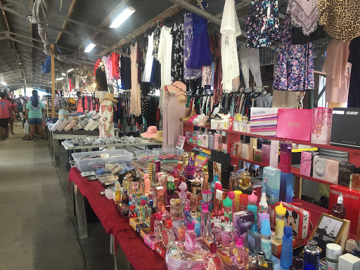 Flea Market «Parkland Flea Market & Restaurant», reviews and photos, 4994 Murfreesboro Rd, Lebanon, TN 37090, USA