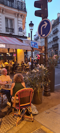 Atmosphère du Restaurant Le Royal Julyann à Paris - n°2