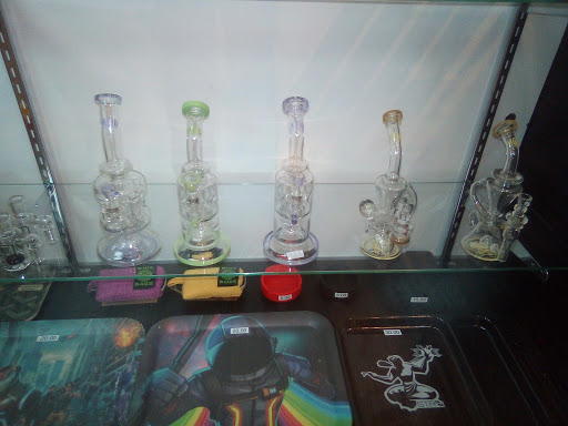 Vaporizer Store «Happy Clouds Vape Shop», reviews and photos, 1818 Hiram Douglasville Hwy, Hiram, GA 30141, USA