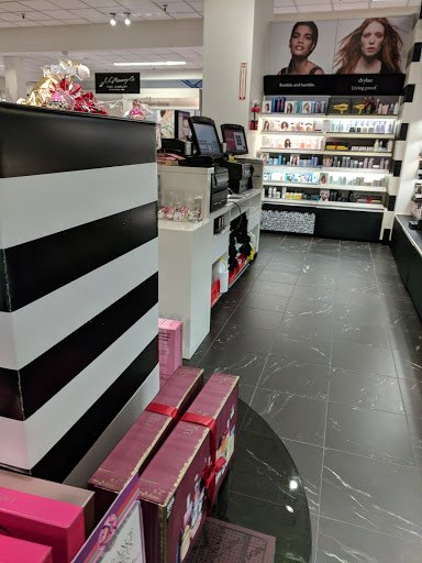 Cosmetics Store «SEPHORA inside JCPenney», reviews and photos, 18601 33rd Ave W, Lynnwood, WA 98037, USA